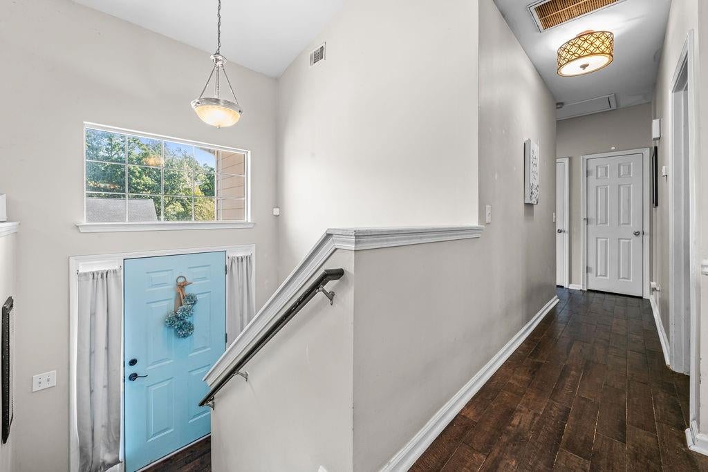 19 SW Highlander Trail
