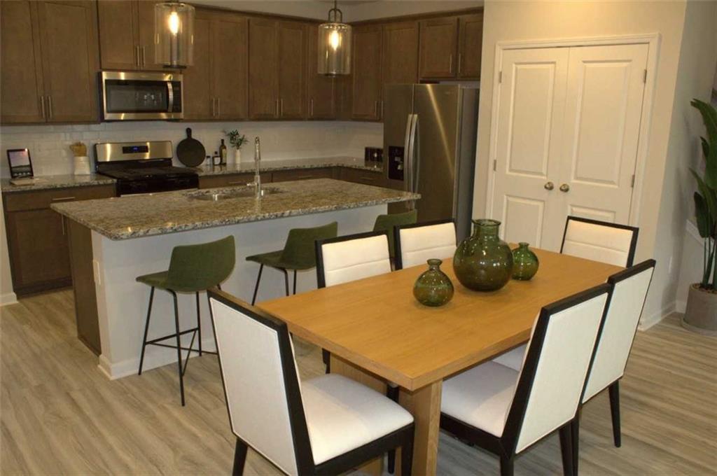 2133 Avalon Ridge
