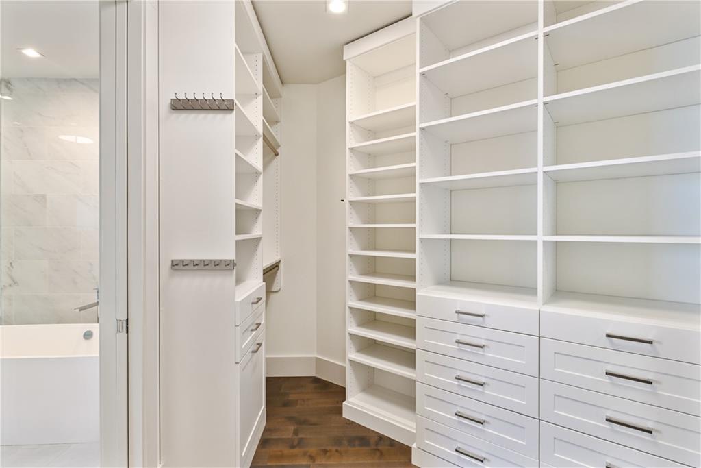 3107 Peachtree Road #1005, Atlanta, Georgia image 37