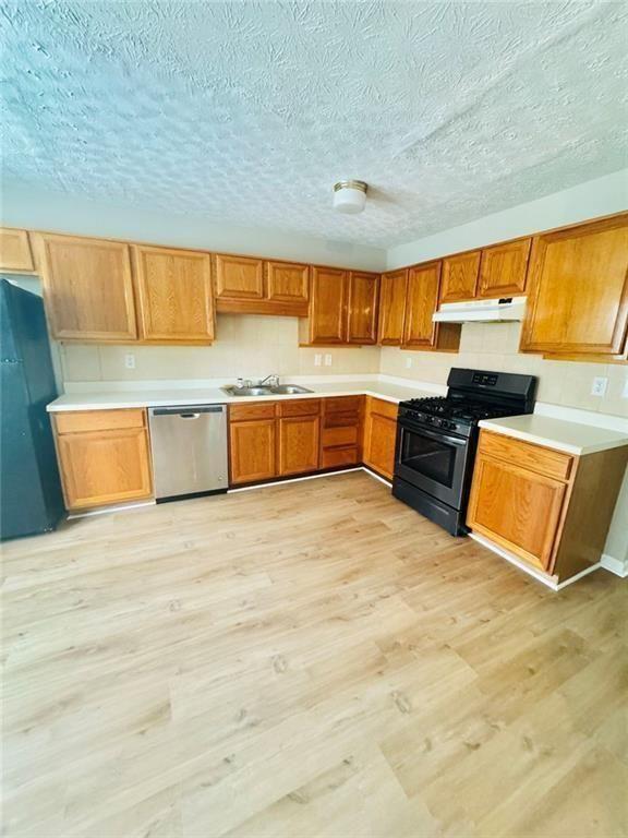 146 Willow Stream Court