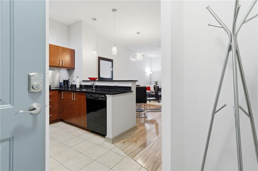 390 17th Street NW 6057