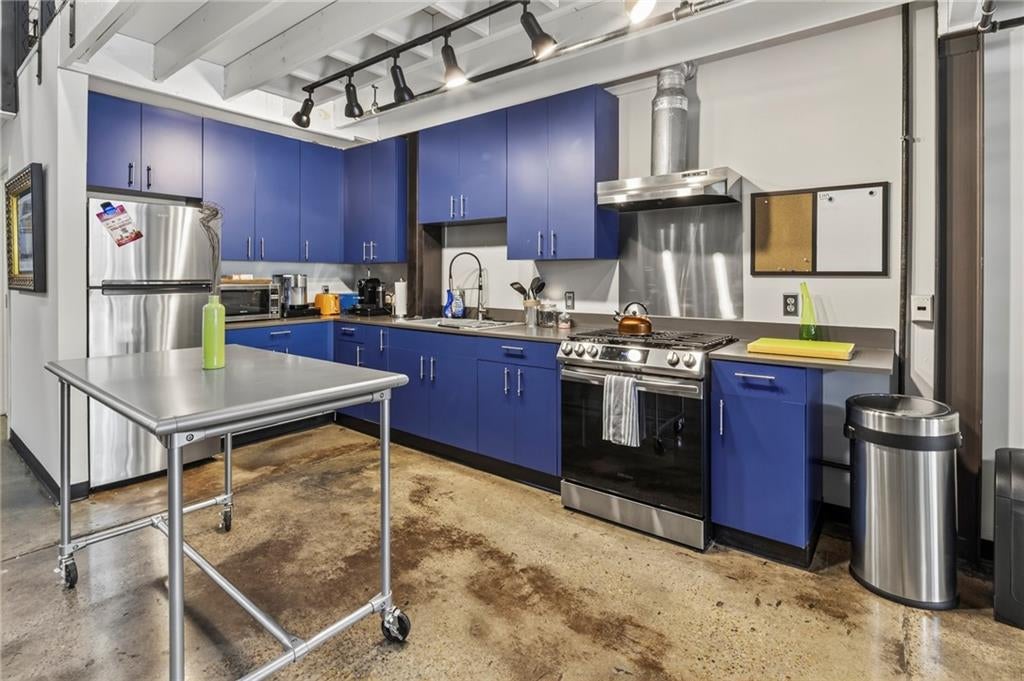 887 W Marietta Street NW S105