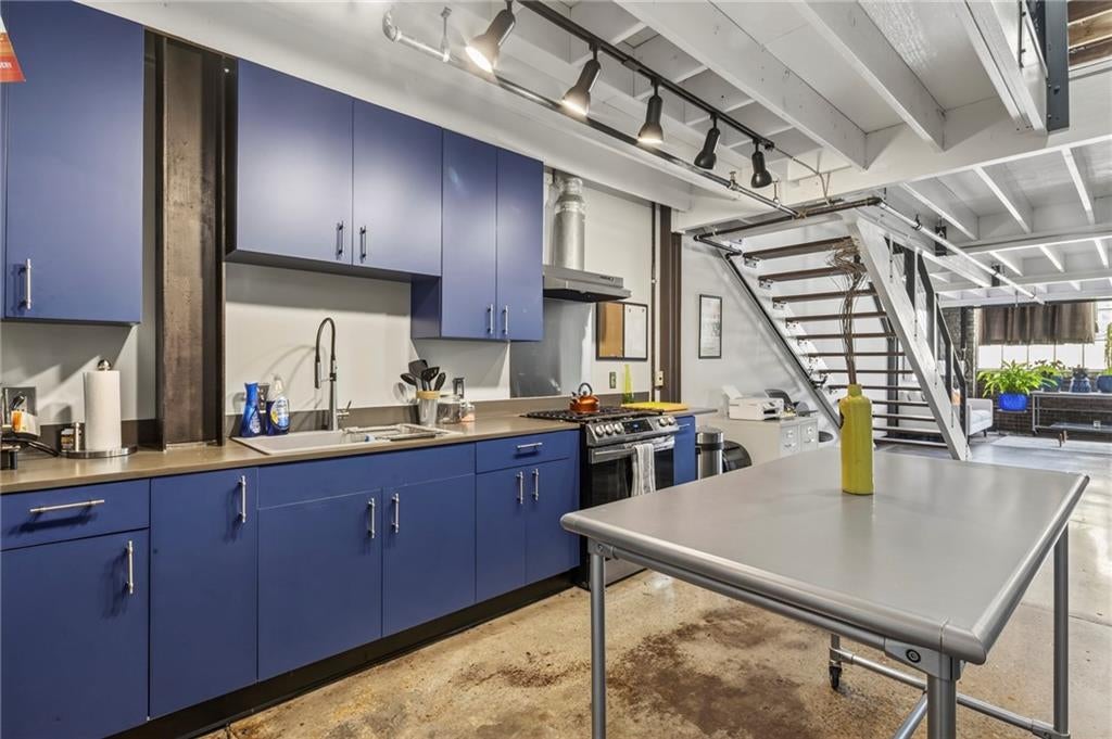 887 W Marietta Street NW S105