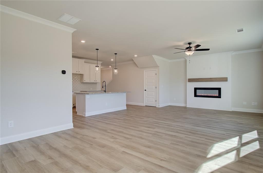3576 Iron Hearth Bend