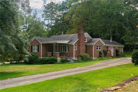 Photo of 1048 Ferndale Street, Stone Mountain, GA 30083 (MLS # 7647065)