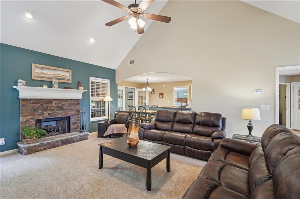 5550 River Valley Way, Flowery Branch, Georgia image 7