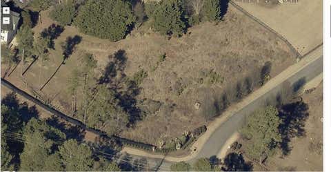 Vacant Land For Sale - 8365 Berringer Point Drive<br/> Gainesville, GA 30506