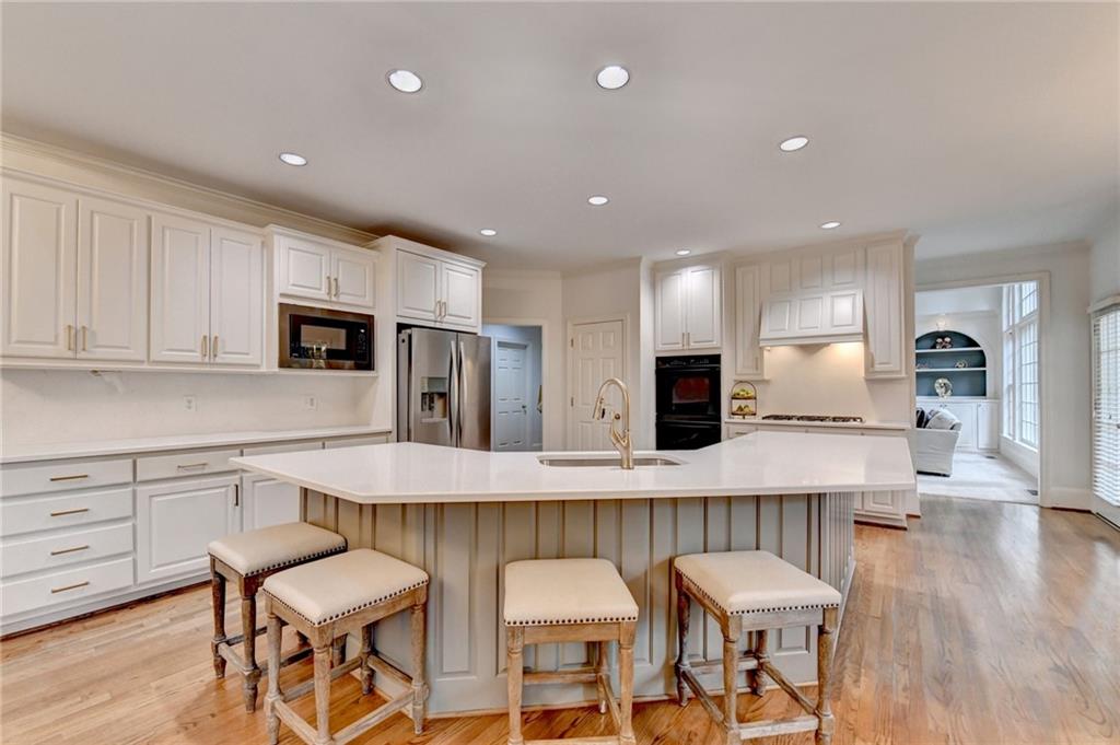 510 Winborne Place