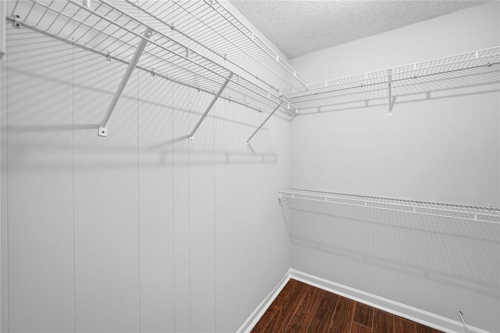 MULBERRY FARMS - Residential