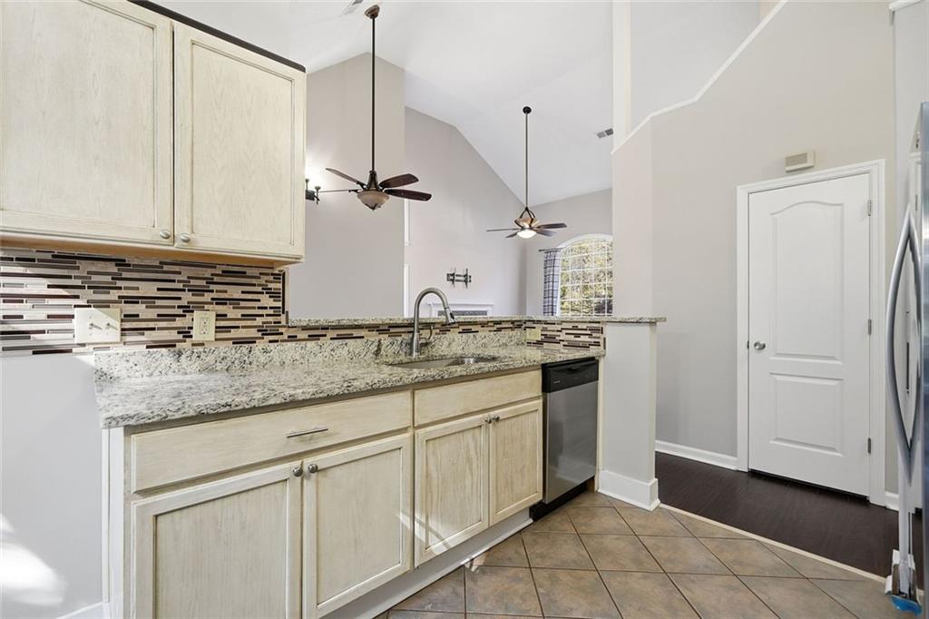 MULBERRY FARMS - Residential