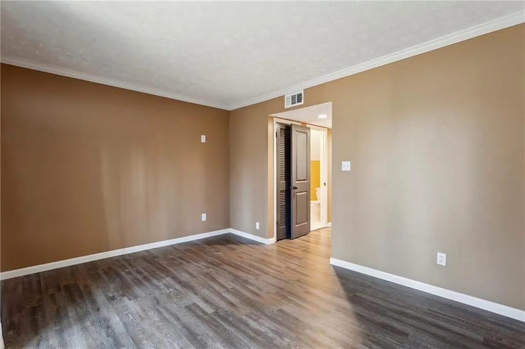 Smyrna, Georgia 30080, United States, 2 Bedrooms Bedrooms, ,2 BathroomsBathrooms,Residential,Active,100244