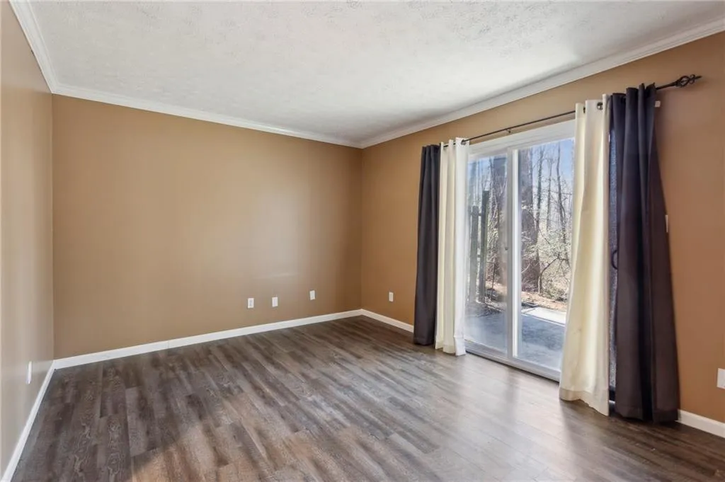 Smyrna, Georgia 30080, United States, 2 Bedrooms Bedrooms, ,2 BathroomsBathrooms,Residential,Active,100244