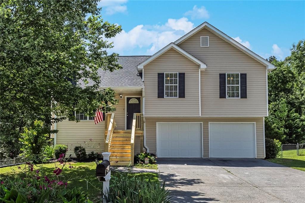13 Oak Grove Lane NW