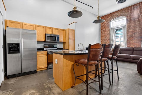 Condo For Sale - 350 Peters Street #3<br/> Atlanta, GA 30313