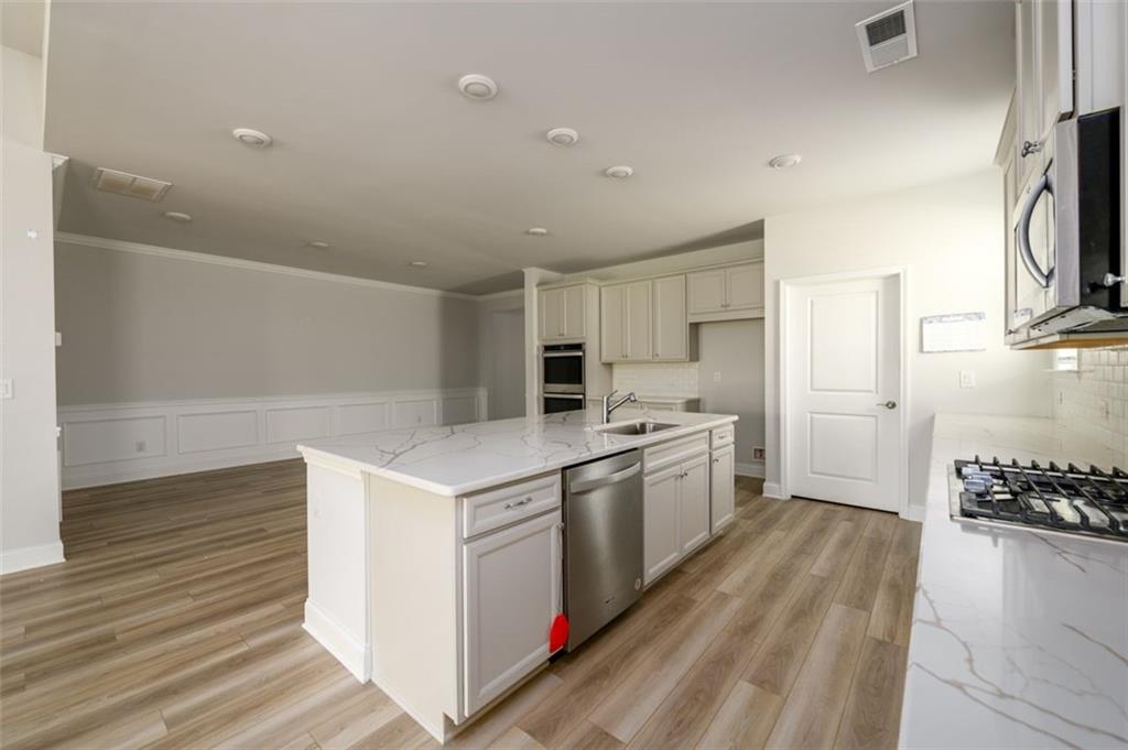 2856 Knob Creek Drive, Snellville, Georgia image 10