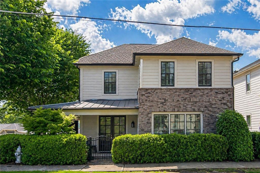274 South Avenue SE