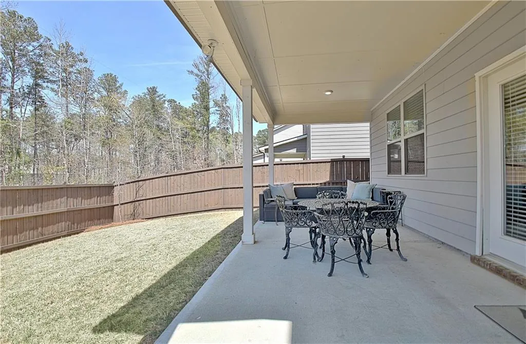 Peachtree City, Georgia 30269, United States, 5 Bedrooms Bedrooms, ,4 BathroomsBathrooms,Residential,Active,98274