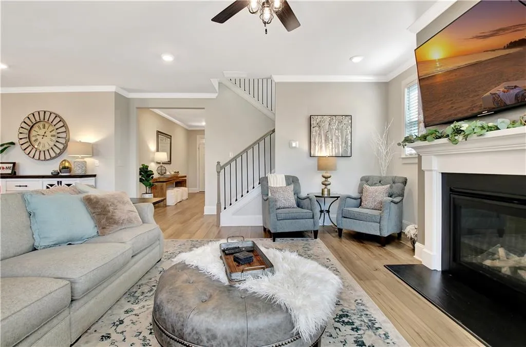 Peachtree City, Georgia 30269, United States, 5 Bedrooms Bedrooms, ,4 BathroomsBathrooms,Residential,Active,98274