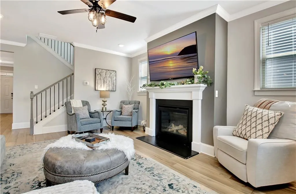 Peachtree City, Georgia 30269, United States, 5 Bedrooms Bedrooms, ,4 BathroomsBathrooms,Residential,Active,98274