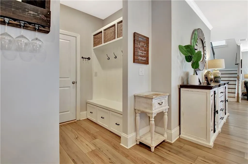 Peachtree City, Georgia 30269, United States, 5 Bedrooms Bedrooms, ,4 BathroomsBathrooms,Residential,Active,98274