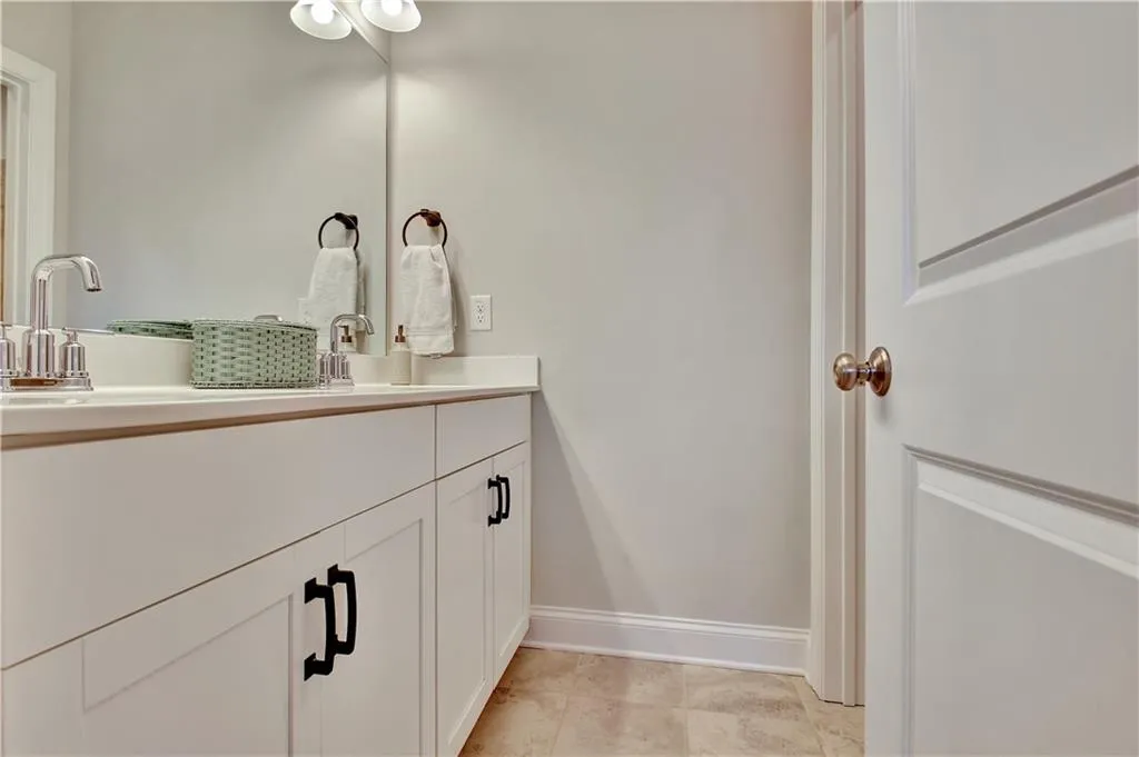 Peachtree City, Georgia 30269, United States, 5 Bedrooms Bedrooms, ,4 BathroomsBathrooms,Residential,Active,98274