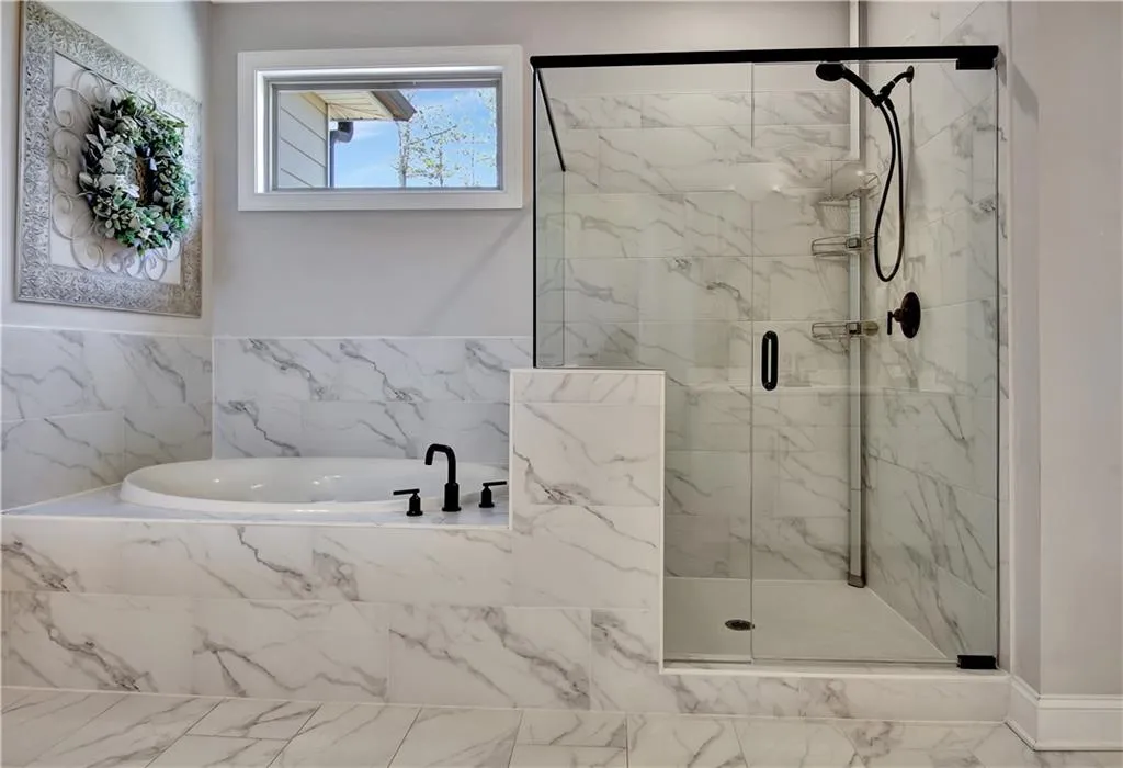 Peachtree City, Georgia 30269, United States, 5 Bedrooms Bedrooms, ,4 BathroomsBathrooms,Residential,Active,98274