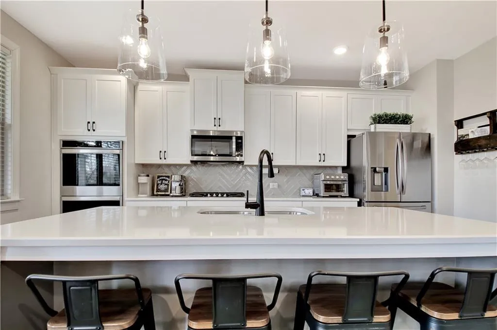 Peachtree City, Georgia 30269, United States, 5 Bedrooms Bedrooms, ,4 BathroomsBathrooms,Residential,Active,98274