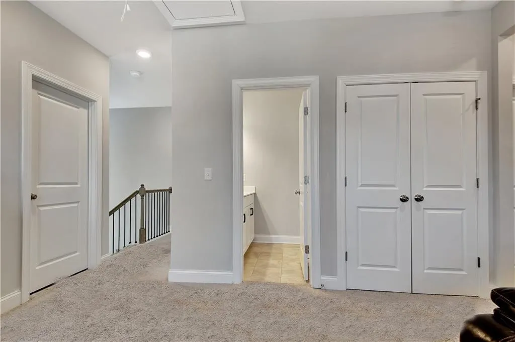 Peachtree City, Georgia 30269, United States, 5 Bedrooms Bedrooms, ,4 BathroomsBathrooms,Residential,Active,98274