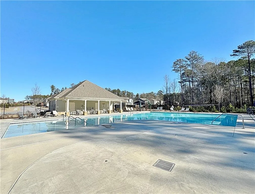 Peachtree City, Georgia 30269, United States, 5 Bedrooms Bedrooms, ,4 BathroomsBathrooms,Residential,Active,98274