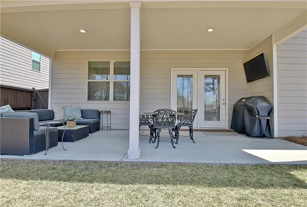 Peachtree City, Georgia 30269, United States, 5 Bedrooms Bedrooms, ,4 BathroomsBathrooms,Residential,Active,98274