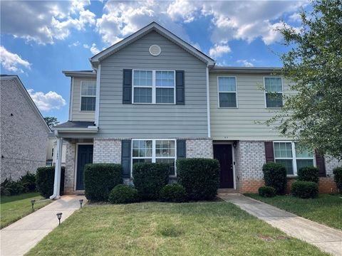 A home in Mcdonough