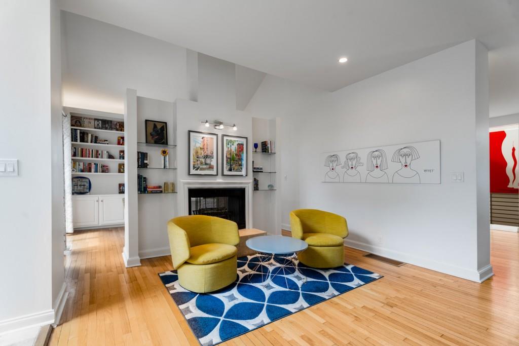318 5th Street NE