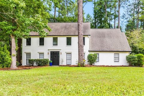 4929 Willow Creek Drive Woodstock GA 30188