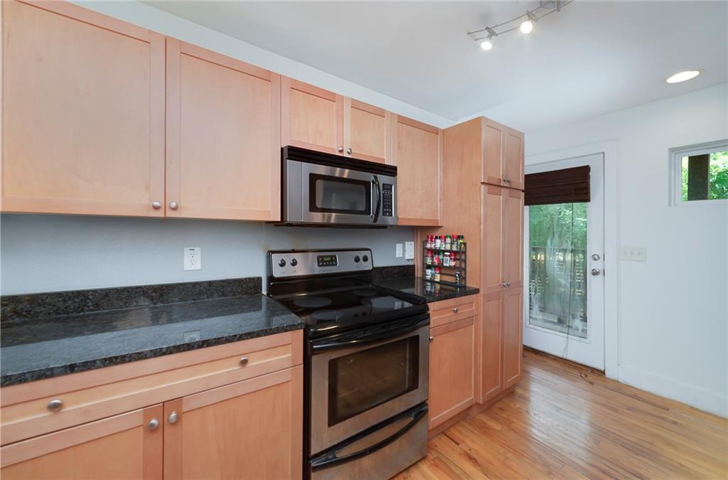 2023 Oakview Road SE 216