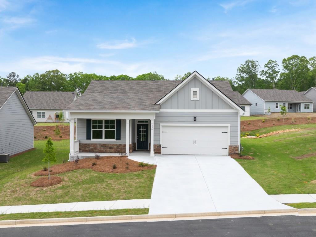 126 Majestic Oak Circle