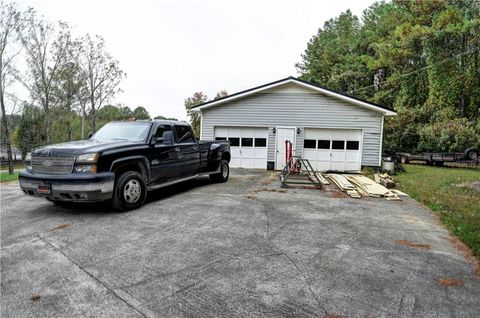 A home in Calhoun