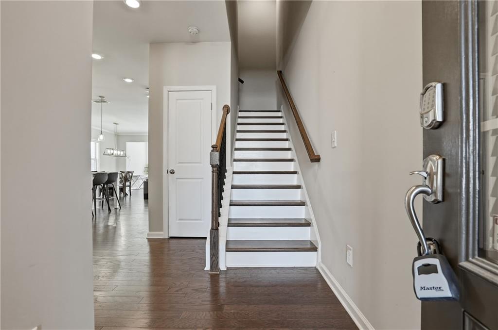 504 Elm Bluff Way