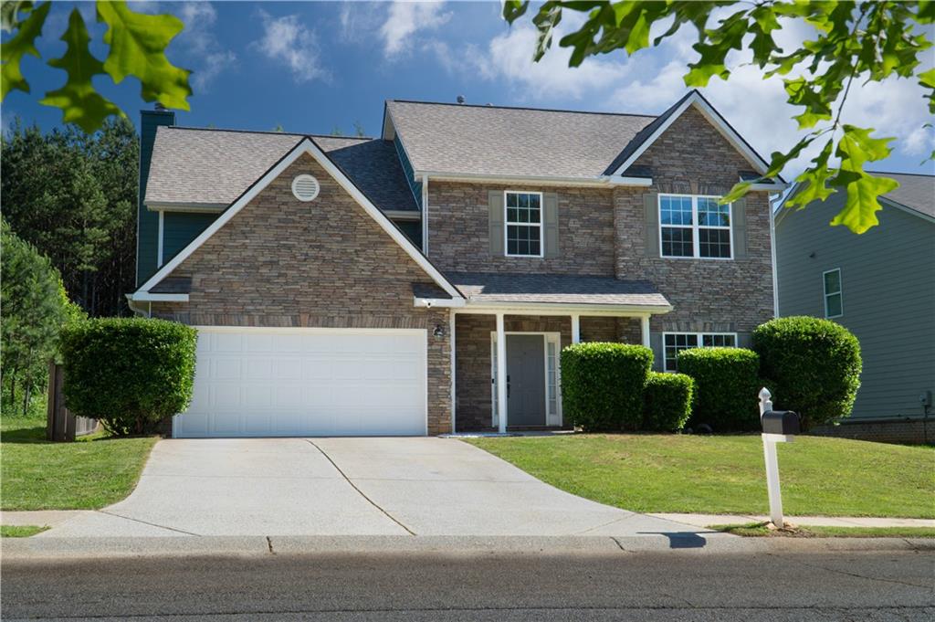 211 Augusta Woods Drive, Villa Rica, Georgia image 1