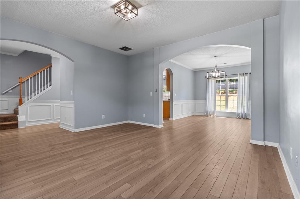 211 Augusta Woods Drive, Villa Rica, Georgia image 3