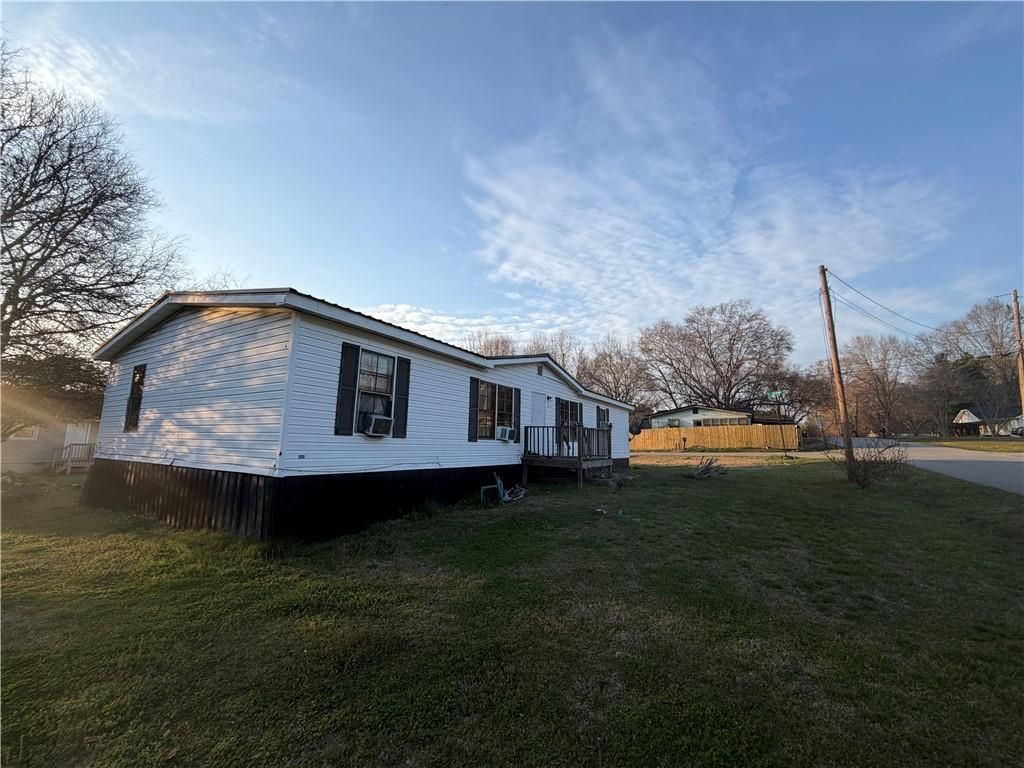 Photo of 20 Morgan Street, Rockmart, GA 30153 (MLS # 7727829)