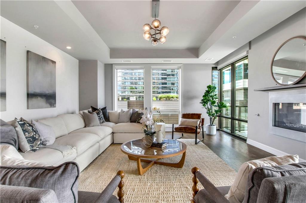 867 Peachtree Street NE 702