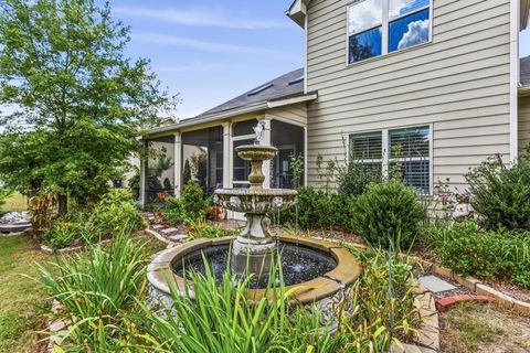 A home in Powder Springs