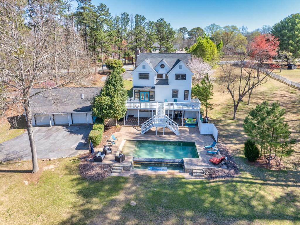 1768 Hood Road