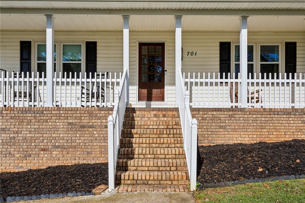 701 Navaho Court, Woodstock, Georgia image 2