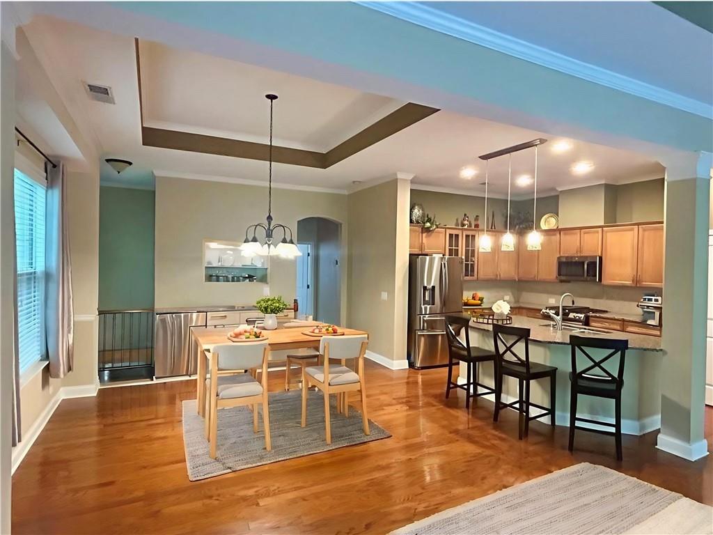 1240 Parktown Drive 4