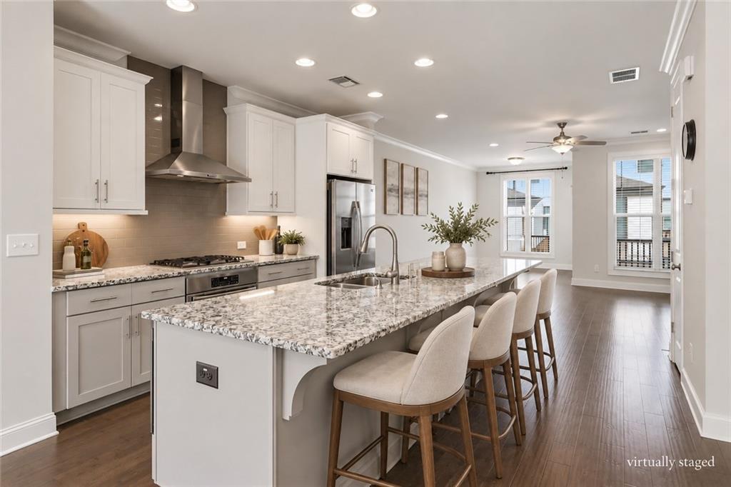 2051 Glenview Park Circle