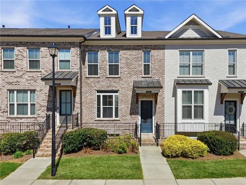 Townhouse For Sale - 2051 Glenview Park Circle<br/> Duluth, GA 30097