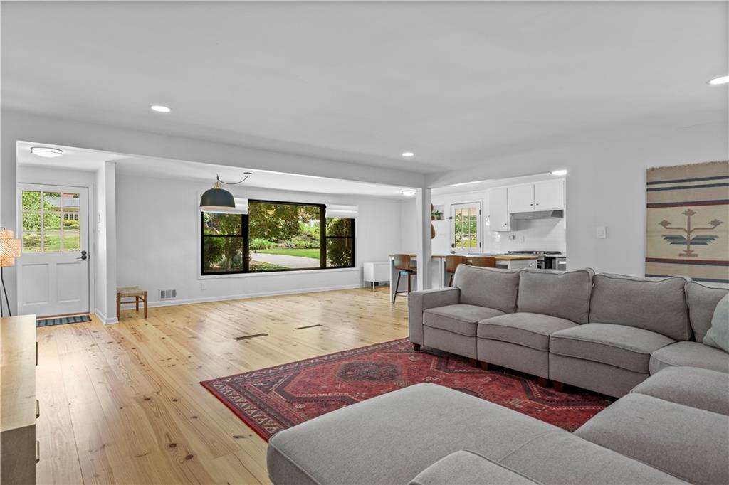 3259 Wiltshire Drive