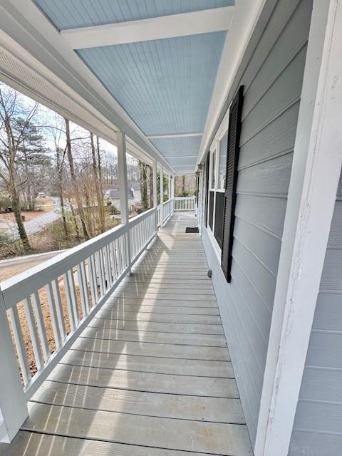 7283 White Flag Trail