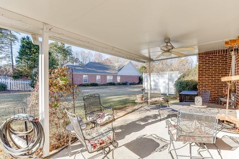 A home in Flowery Branch